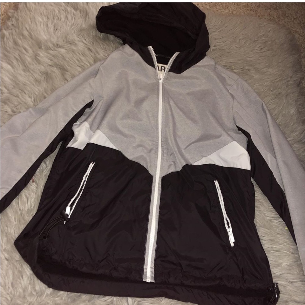 windbreaker